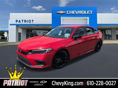 Used 2022 Honda Civic Sport image 1
