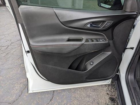 Used 2024 Chevrolet Equinox RS image 12