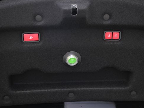 Used 2024 Mercedes-Benz SL 63 AMG 4MATIC image 28