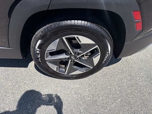 Certified 2025 Hyundai Tucson SEL AWD/4WD image 13