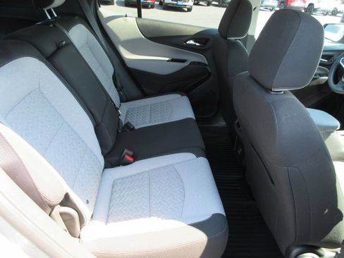 Certified 2024 Chevrolet Equinox LS FWD image 17