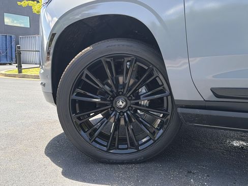 Used 2026 Cadillac Escalade Platinum Sport w/ LPO, Floor Liner Package AWD/4WD image 16