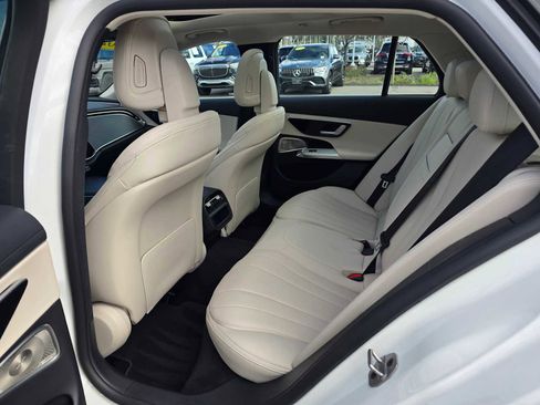 Used 2025 Mercedes-Benz E 450 4MATIC All-Terrain Wagon image 18