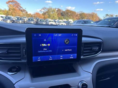 Used 2023 Ford Explorer XLT w/ Equipment Group 202A image 39
