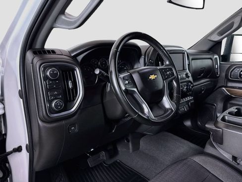 Used 2023 Chevrolet Silverado 2500 LT AWD/4WD image 9