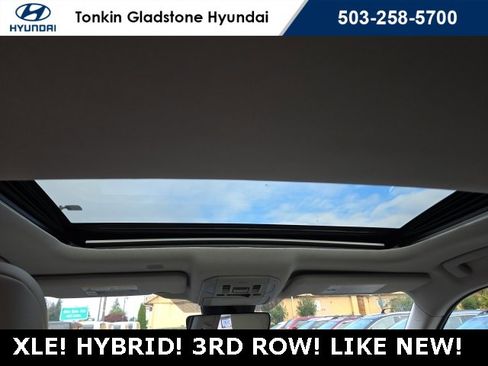 Used 2022 Toyota Highlander XLE image 33