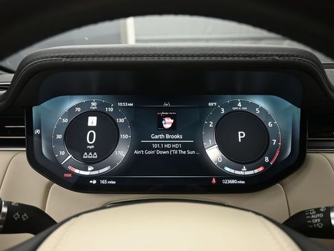 Used 2024 Land Rover Range Rover SE AWD/4WD image 15