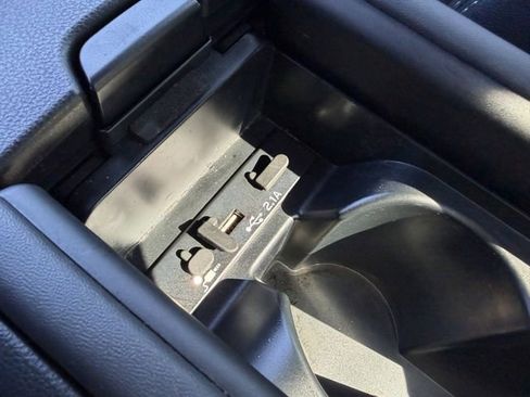 Used 2024 Toyota GR86 Premium image 21