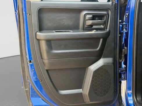 Used 2015 RAM 1500 Express RWD image 13