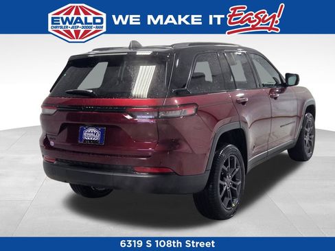 New 2025 Jeep Grand Cherokee Limited image 21