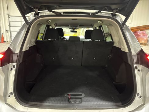 Used 2025 Nissan Rogue SV image 7