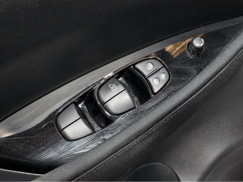 Used 2024 Nissan Leaf SV Plus FWD image 7