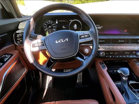 Certified 2024 Kia Telluride SX X-Line image 7