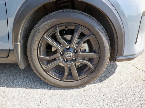 Used 2022 Nissan Kicks SR image 13