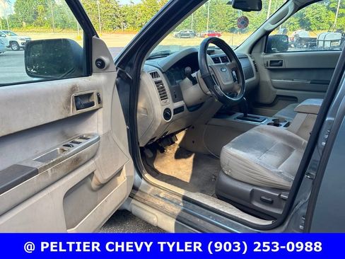 Used 2012 Ford Escape XLT FWD image 10