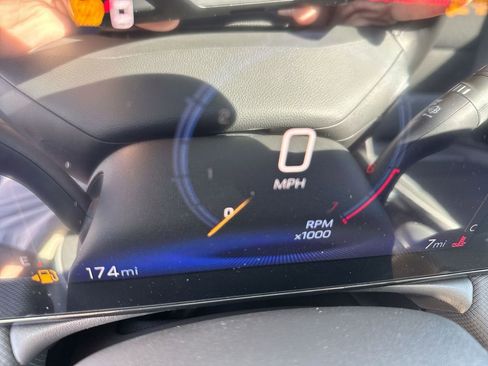 New 2026 Chevrolet TrailBlazer LT w/ LT Cold Weather Package FWD image 21