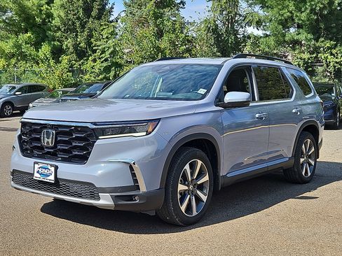 Used 2024 Honda Pilot Elite image 31