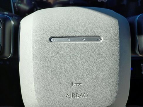 New 2026 Hyundai Santa Fe SE image 18