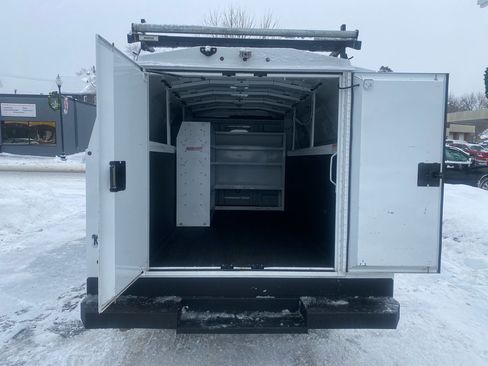 Used 2021 Chevrolet Express 3500 w/ Power Convenience Package image 9