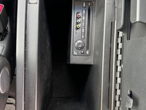 Used 2011 Nissan Titan SL w/ SL Technology Pkg image 26