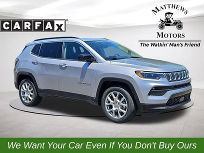 Used 2022 Jeep Compass Latitude w/ Sun and Sound Group