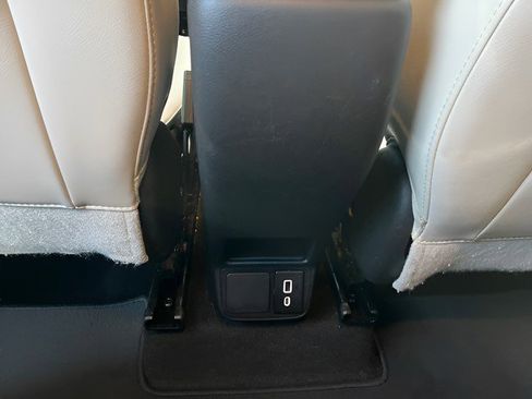 Certified 2024 Buick Encore GX Preferred FWD image 30