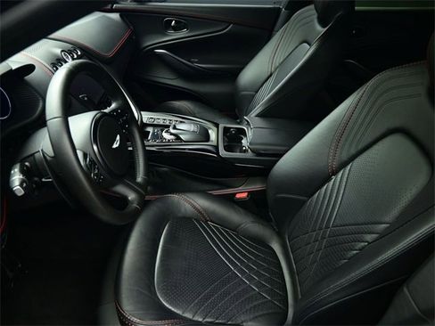 Used 2021 Aston Martin DBX image 16
