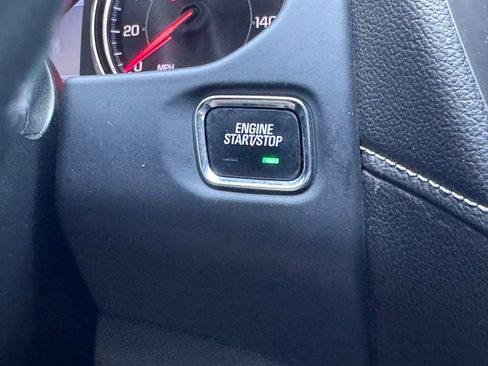 Used 2020 GMC Acadia SLT FWD image 12