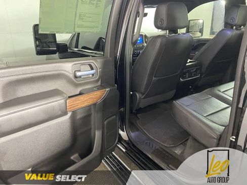 Used 2021 Chevrolet Silverado 3500 High Country w/ Z71 Off-Road Package AWD/4WD image 19