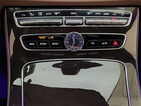 Used 2019 Mercedes-Benz E 450 4MATIC Sedan image 19