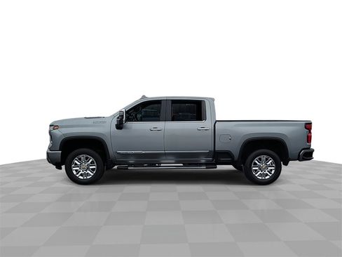 Certified 2024 Chevrolet Silverado 2500 High Country w/ Technology Package image 5