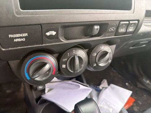 Used 2008 Honda Fit image 29