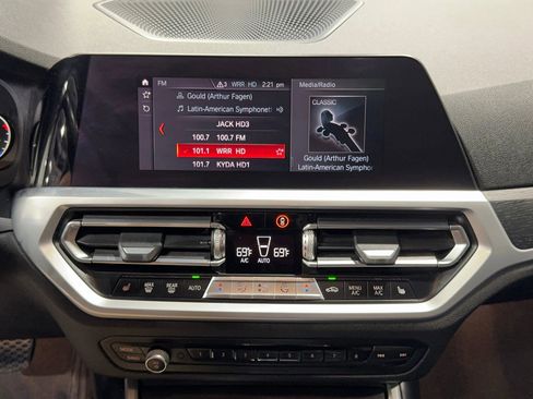 Used 2020 BMW 330i Sedan w/ Driving Assistance Package image 36