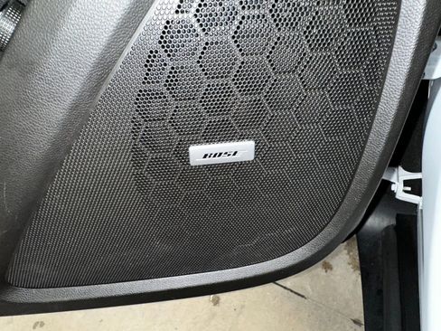 Certified 2023 Chevrolet Traverse LT w/ LT Premium Package image 8