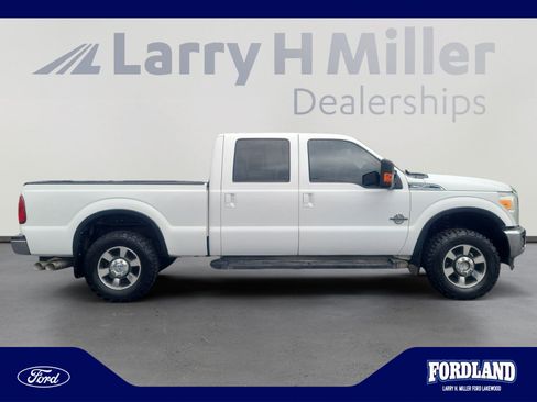 Used 2011 Ford F250 Lariat w/ Camper Pkg AWD/4WD image 6