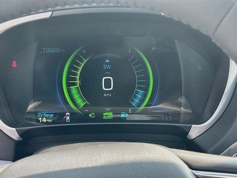 Used 2017 Chevrolet Volt LT w/ Comfort Package FWD image 12