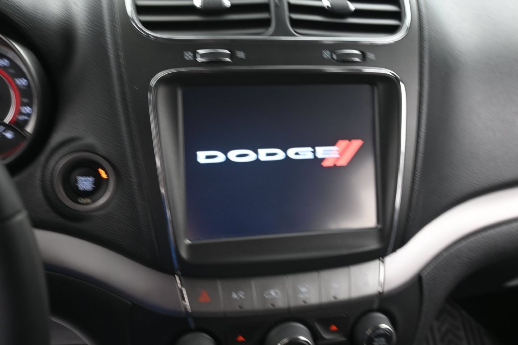 Used 2019 Dodge Journey Crossroad w/ Mopar All Weather Group FWD image 28