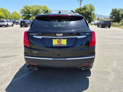 Used 2019 Cadillac XT5 Premium Luxury w/ Driver Assist Package AWD/4WD image 4