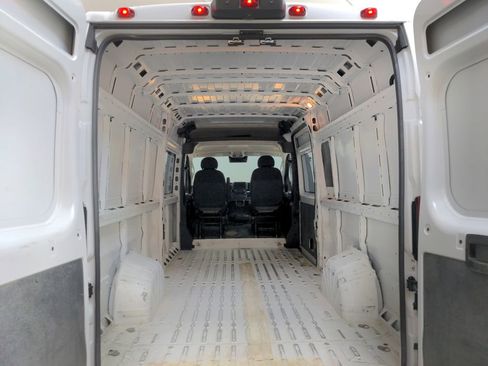 Used 2023 RAM ProMaster 3500 FWD image 25