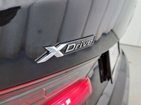 Used 2022 BMW 330i xDrive Sedan w/ Driving Assistance Package image 30