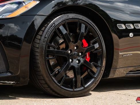 Used 2018 Maserati GranTurismo Sport RWD image 34