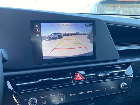 New 2026 Kia Niro LX FWD image 21