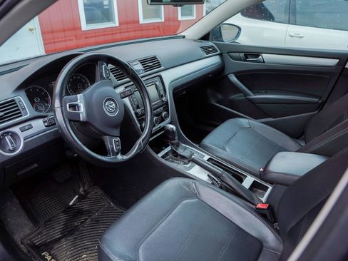 Used 2012 Volkswagen Passat 2.5 SE image 4