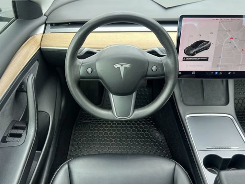 Used 2021 Tesla Model 3 Standard Range Plus RWD image 11