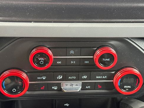 Used 2021 Ford Bronco Big Bend image 21