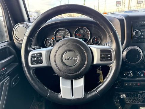 Used 2016 Jeep Wrangler Unlimited Sport image 18