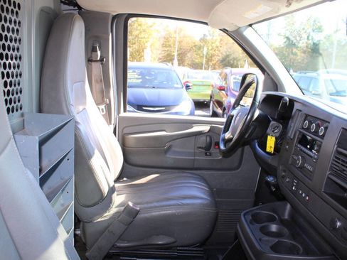 Used 2013 GMC Savana 3500 w/ Power Package image 11