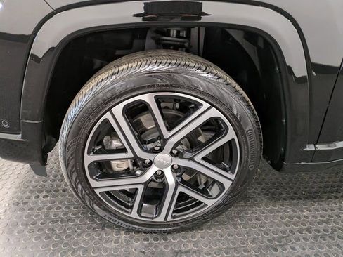 Used 2024 Jeep Compass Limited w/ Elite Group image 7