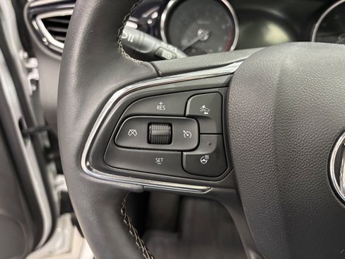 Used 2022 Buick Encore GX Essence w/ Experience Buick Package image 13