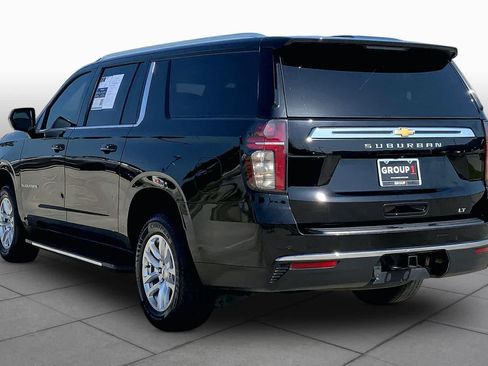 Used 2023 Chevrolet Suburban LT RWD image 12